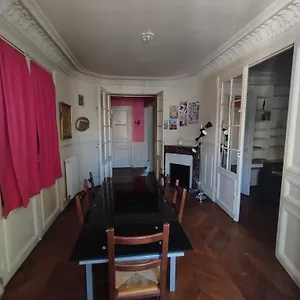  Habitación en casa particular Spacieuse - Trocadero